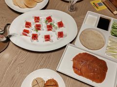 -艳阳天·非遗楚菜(武汉客厅店)