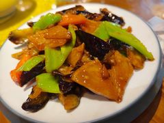 -雪乡阁东北农家菜(颛桥约好休闲街店)
