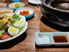 -明洞阿姨·韩式酱蟹烤肉·创意料理(三元桥店)