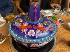 -毛辣果·贵州红酸汤牛肉火锅(西单店)