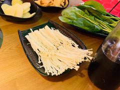 -尚品小土屋涮毛肚(李沧万达店)