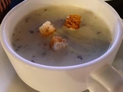 奶油蘑菇汤-宝莱纳啤酒花园餐厅PAULANER BRAUHAUS Nanjing(广州路店)
