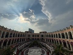 -佛罗伦萨小镇广佛名品奥特莱斯(疏港路店)