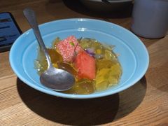 -蜜桃餐厅·伴山(湖滨商业街店)