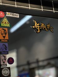 -Devilhands Barbershop男士理容店