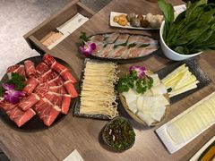 澳洲霜降雪花牛肉-老鼎旺安格斯牛肉火锅(衡艺广场店)