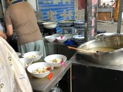 -何老二卤汁凉粉