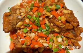 Sauce-Flavored Chicken Feet