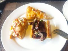 -大中华希尔顿酒店-念自助餐·嗨啤·小龙虾