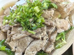 -大众跷脚牛肉馆·非遗传承单位(峨眉山店)