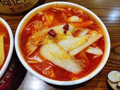 香辣娃娃菜-何记花甲(海岸城旗舰店)