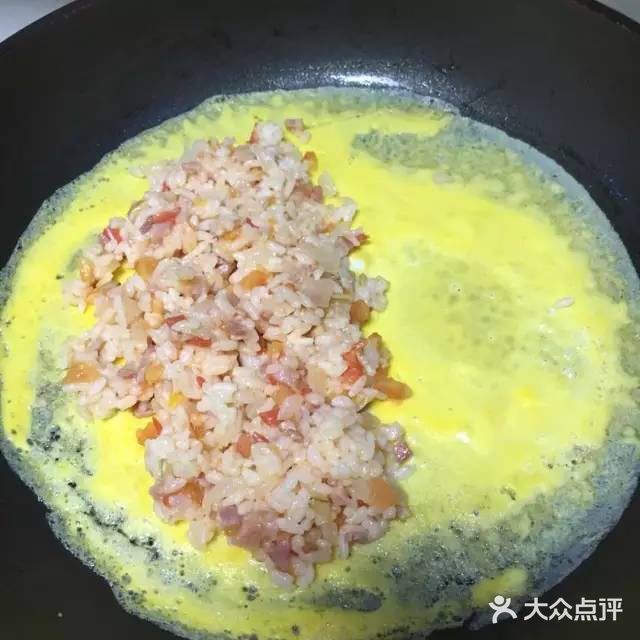 蛋包饭