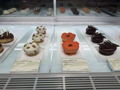 -潮一不贰·法式甜品·生日蛋糕·西式简餐(外滩店)