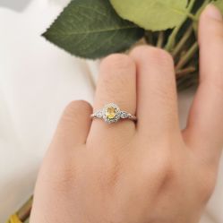 -威德钻石-克拉钻大本营(南京东路店)