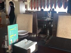 -荣誉国际酒店-云顶旋转餐厅