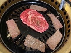-炼火烤肉店