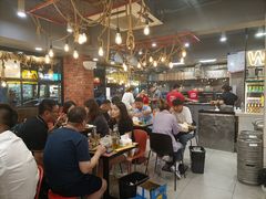 大堂-宝记烧烤·碳锅羊肉·羊蝎子火锅·夜食社(文体路创始店)