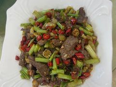 -湘里湘亲饭店(闸坡店)