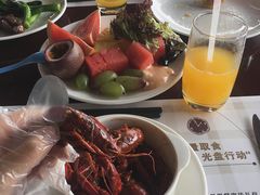 -荣誉国际酒店-云顶旋转餐厅