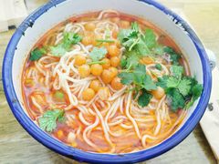 重庆小面-胖胖板凳面
