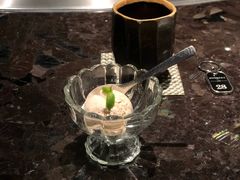 煎茶味冰淇淋-Ginza Onodera铁板烧(外滩十八号店)