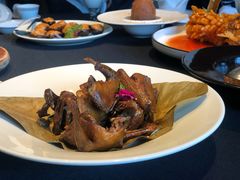 香草乳鸽-RIVIERA 松鹤楼(外滩店)
