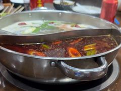 -乡土黄·鲜牛肉火锅·小龙虾(兴业街店)