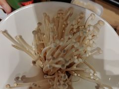 金针菇-焱三乐四川火锅店(经纬街店)