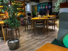 大堂-JINNS锦时 steak&pizza(浸信会礼拜堂旧址店)