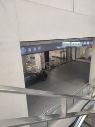 -喜爱高定婚纱摄影