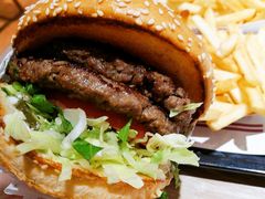 招牌双层牛堡-The Habit Burger Grill 哈比特汉堡(复兴soho店)