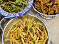 -江城燕子大排档(江汉路步行街店)