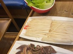 -牛很鲜潮汕牛肉火锅(乐清店)