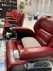 -老男孩男士理容馆·理发·烫染·修面