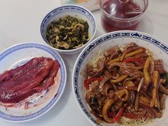 -鲁达面馆本帮风味(共康东路店)