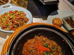 -阿瓦山寨·湘菜现炒·剁椒鱼头王(咸阳总店)