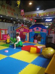 -开心哈乐亲子乐园(东森时尚百货店)