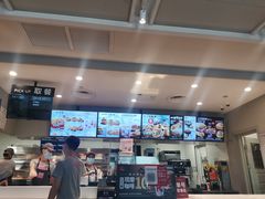 -肯德基(西影路店)