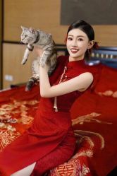 -莫小姐婚纱