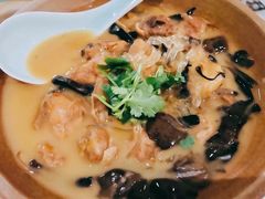 小鸡炖榛蘑-止观小馆·辽河口渔家菜(王府井店)