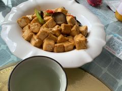 -天天向上素食餐厅(五台山店)