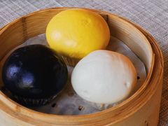 三色流沙包-潮府馆·非遗潮州菜·世纪公园(新国际博览中心店)