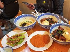 -沪西老弄堂面馆(定西路店)