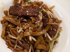 -新大咀港式茶餐厅(宝山万达店)