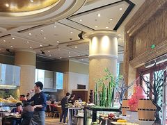 -怡聚轩全日制自助餐厅(大中华喜来登酒店)