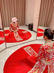 点击看大图 -GRACE KELLY婚纱与礼服(北京店)