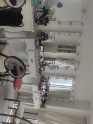 -爱的化妆工作室(雅地天际店)