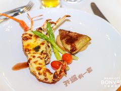 -青岛富力艾美酒店