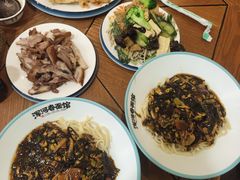 -浑河春面馆非遗鹿角面(良乡店)
