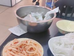 -周良天山牛杂城(天山路总店)